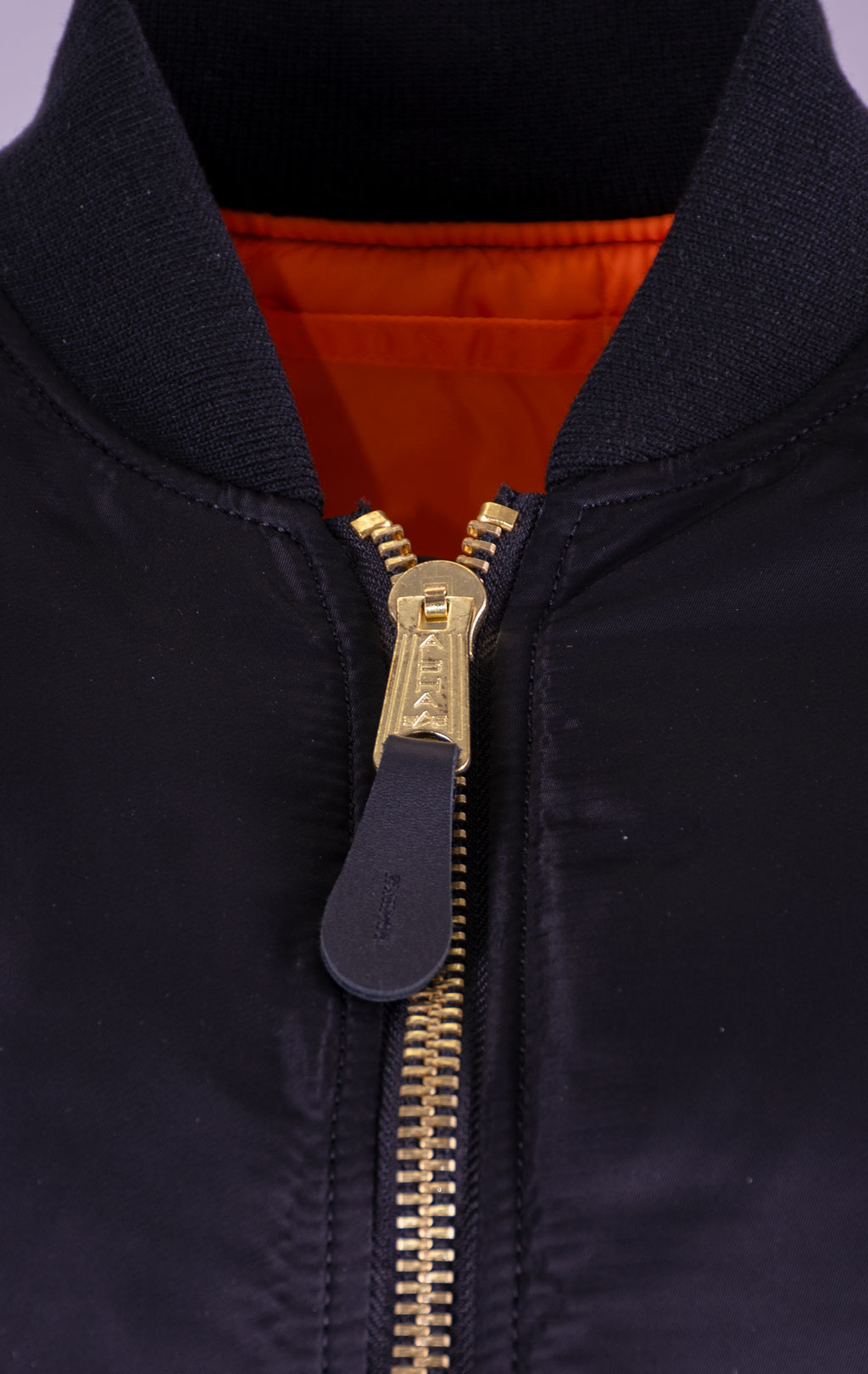 Бомбер ALPHA INDUSTRIES MA-1 black 