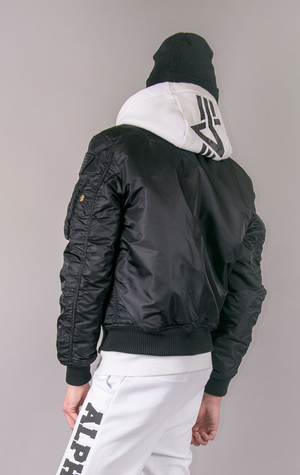 Бомбер ALPHA INDUSTRIES MA-1 VF NASA all black 