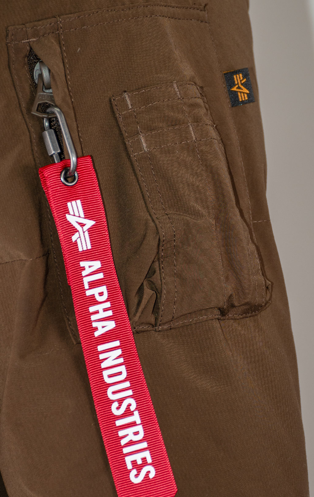 Куртка ALPHA INDUSTRIES PUFFER PARKA FW 25/26 espresso 