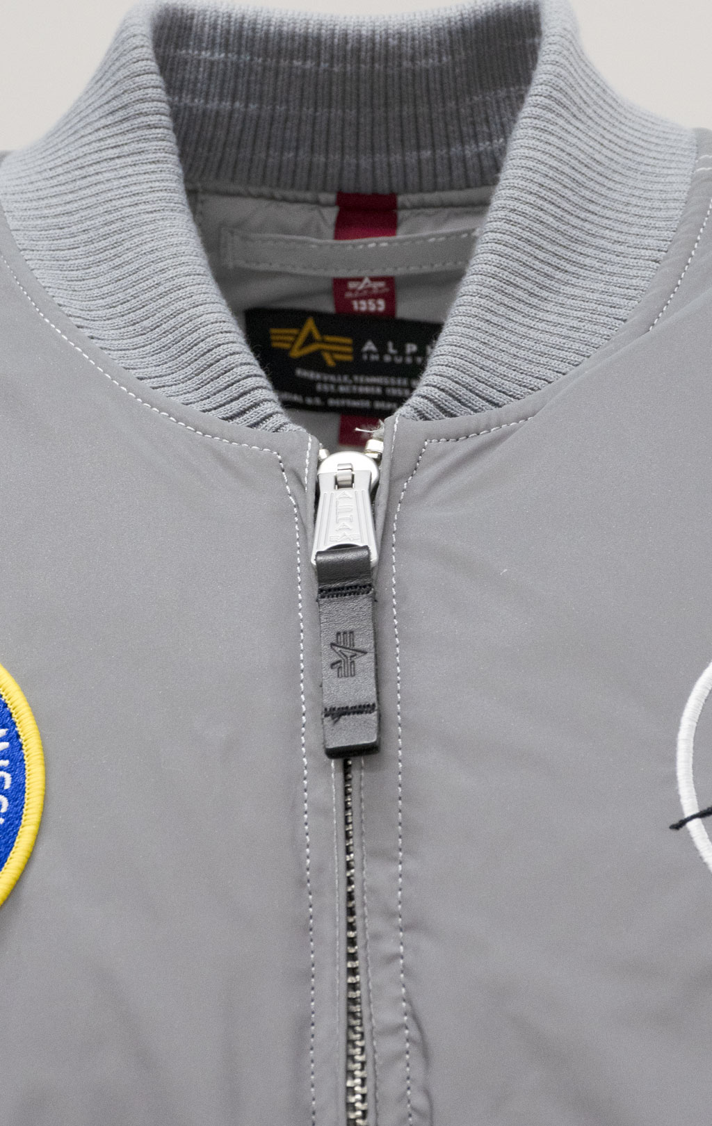 Бомбер ALPHA INDUSTRIES MA-1 NASA REFLECTIVE silver/reflective 