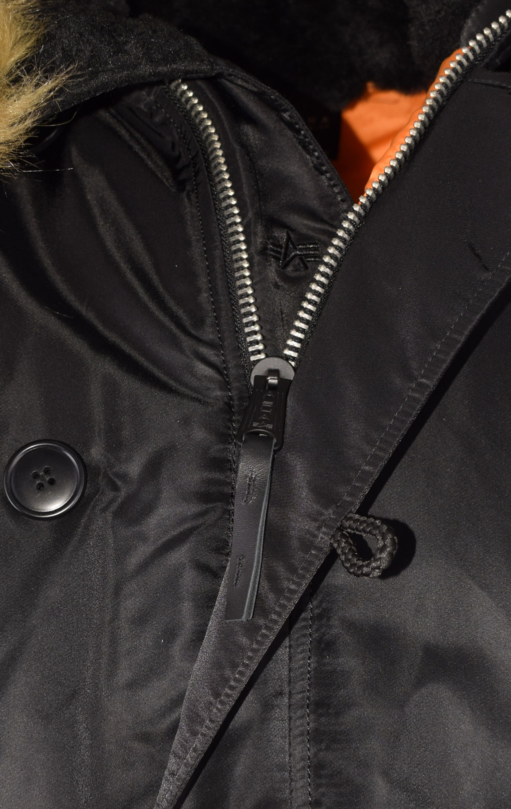 Аляска ALPHA INDUSTRIES N-3B SLIM FIT FW 25/26 black 