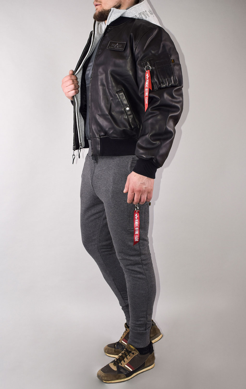 Куртка-бомбер лётная ALPHA INDUSTRIES MA-1 D-Tec FL экокожа black/grey 