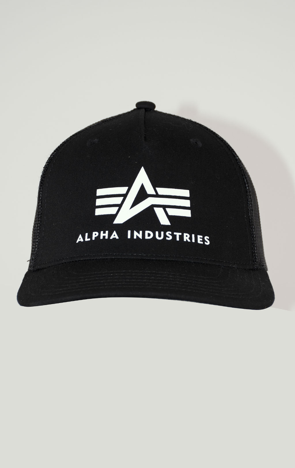Бейсболка ALPHA INDUSTRIES BASIC TRUCKER CAP black 