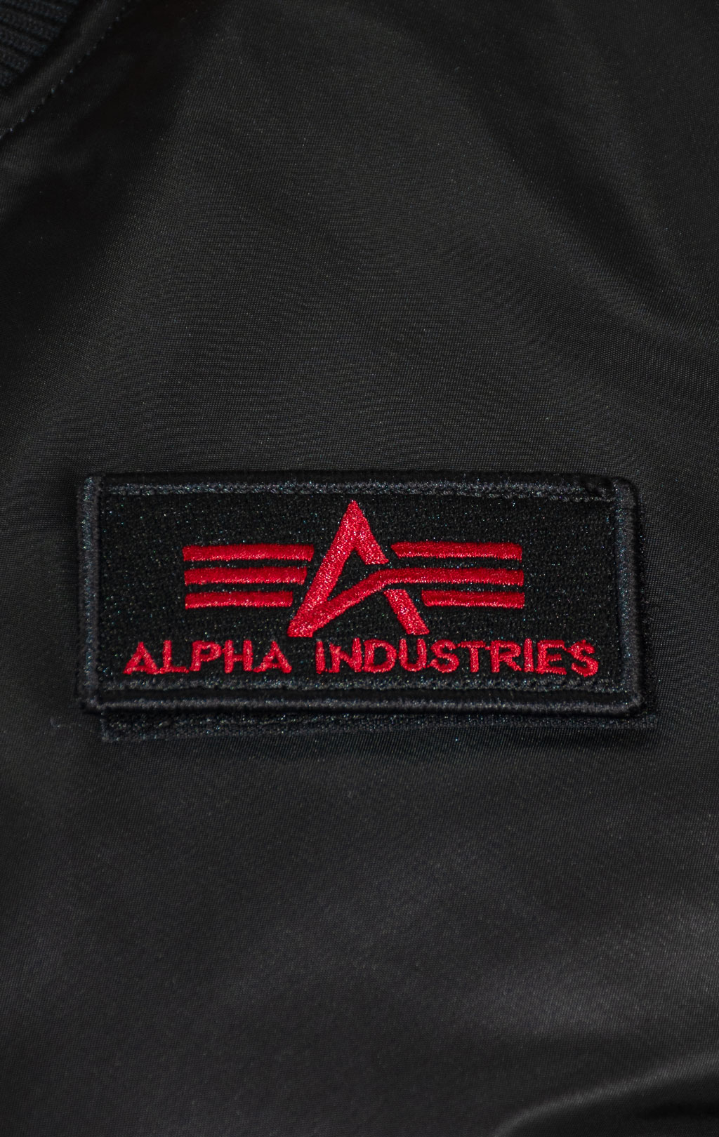 Куртка-бомбер лётная ALPHA INDUSTRIES MA-1 D-Tec SE black/red 