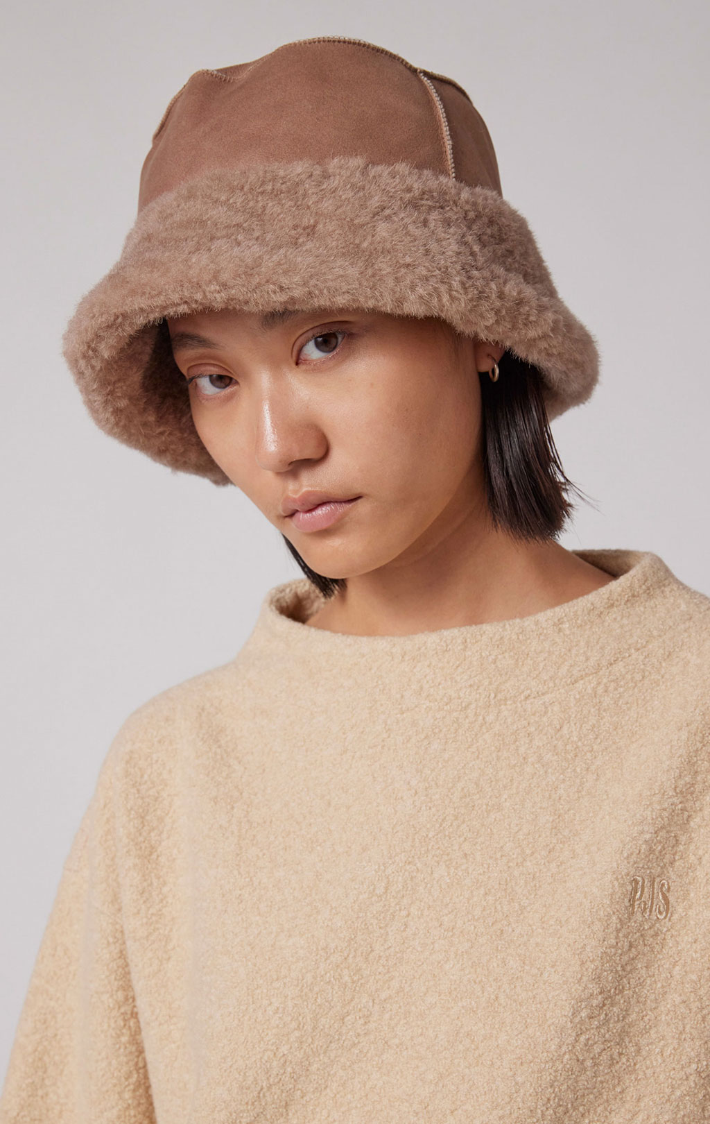 Женская панама PARAJUMPERS FLUFFY BUCKET FW 24/25 almond 