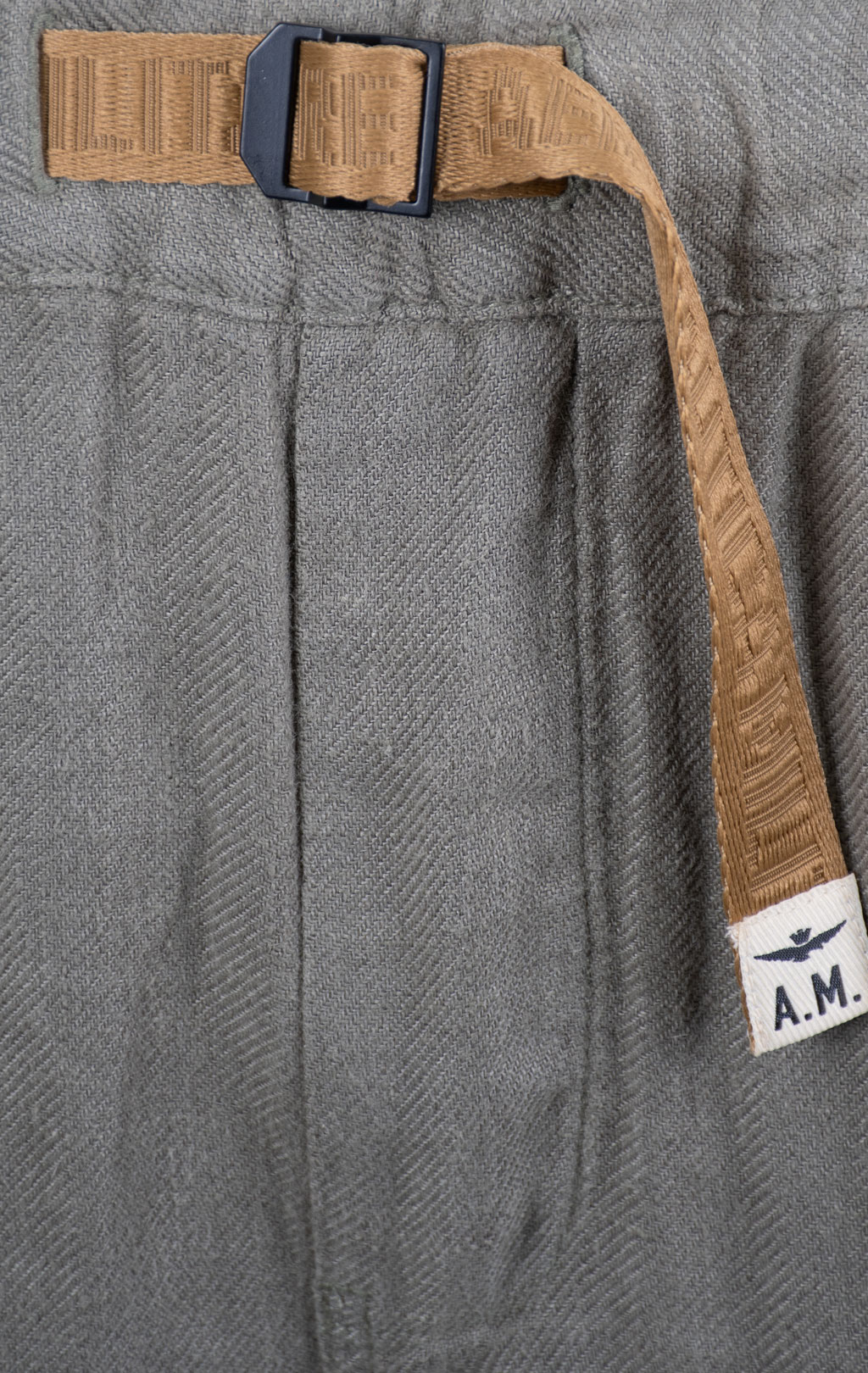Бермуды AERONAUTICA MILITARE SS 26/IN lichen green (BE 0280) 