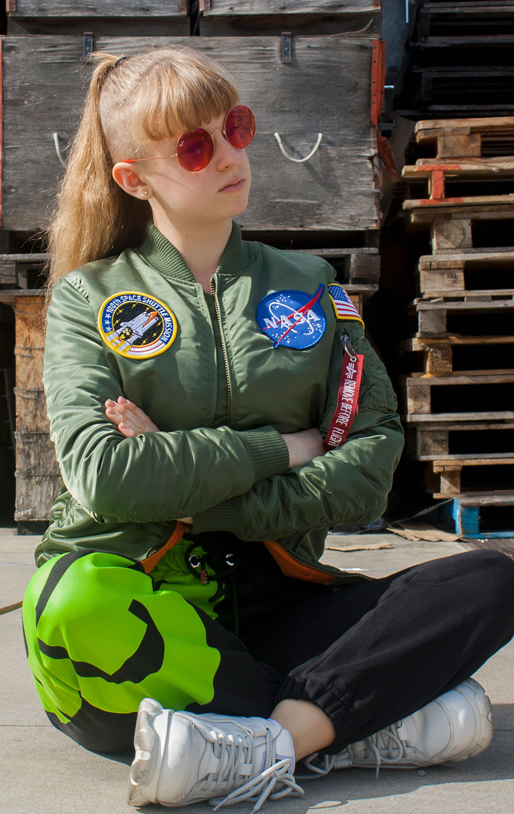 Женская куртка-бомбер лётная ALPHA INDUSTRIES MA-1 VF NASA sage green 