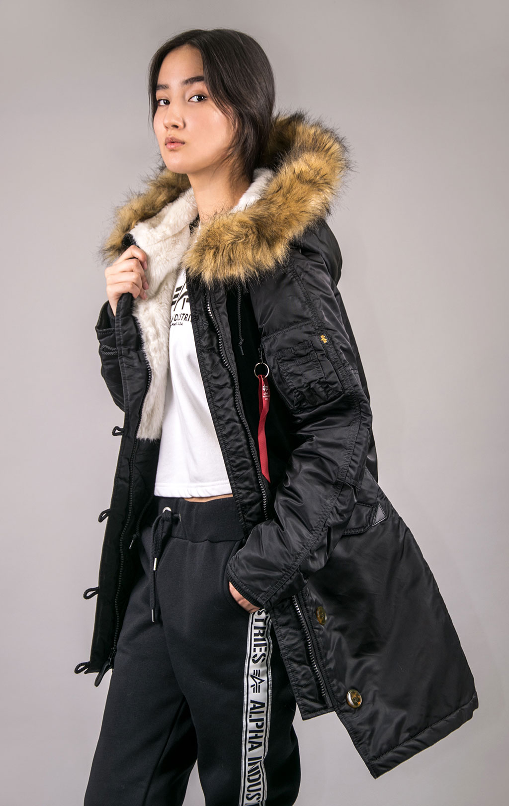 Женская аляска ALPHA INDUSTRIES ELYSE FW 21/22 m black 