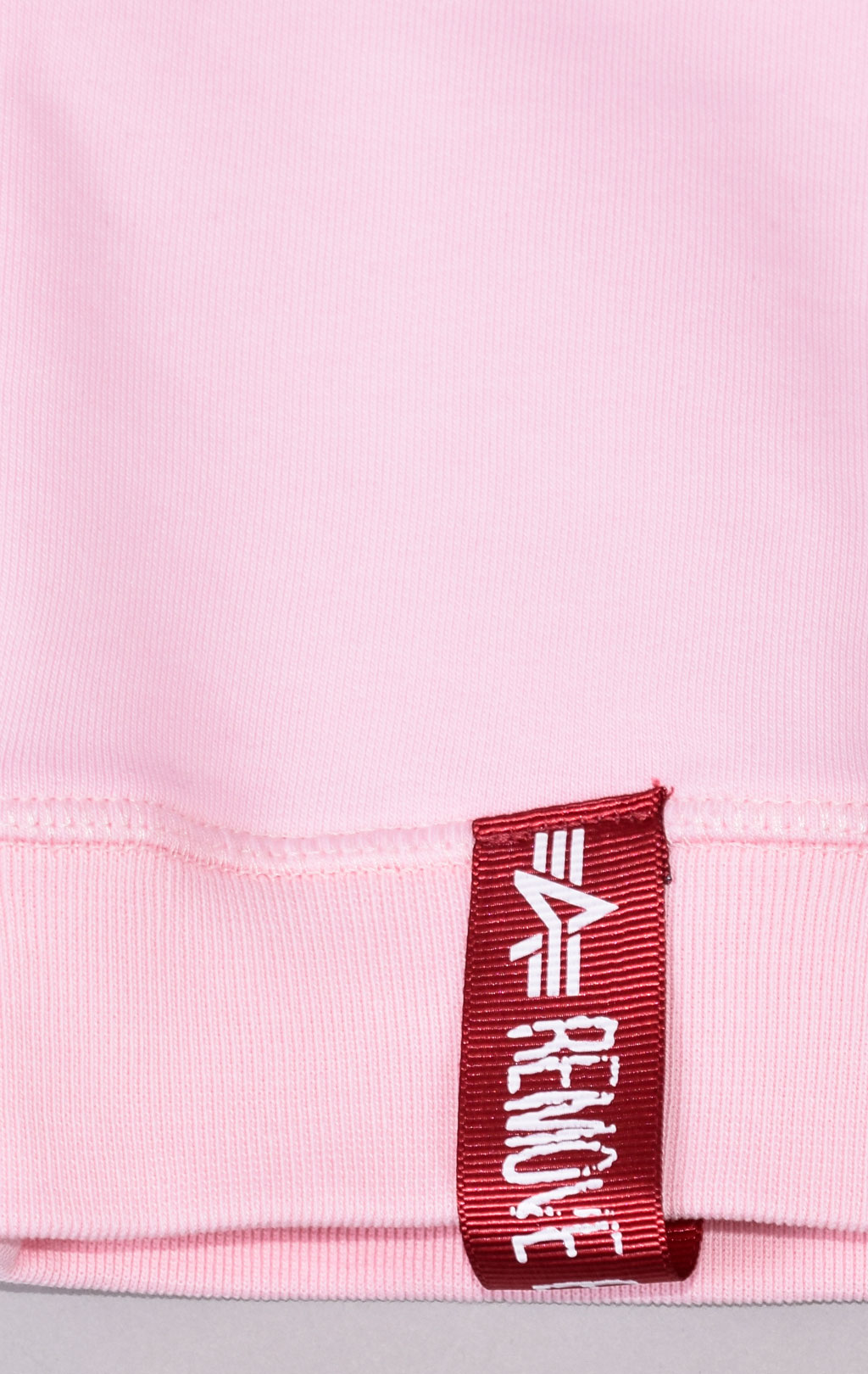 Женский свитшот ALPHA INDUSTRIES NEW BASIC SWEATER pastel pink 