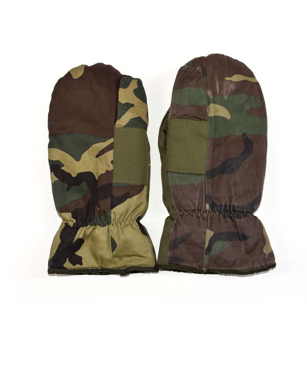 Рукавицы утеплённые camo woodland б/у Италия