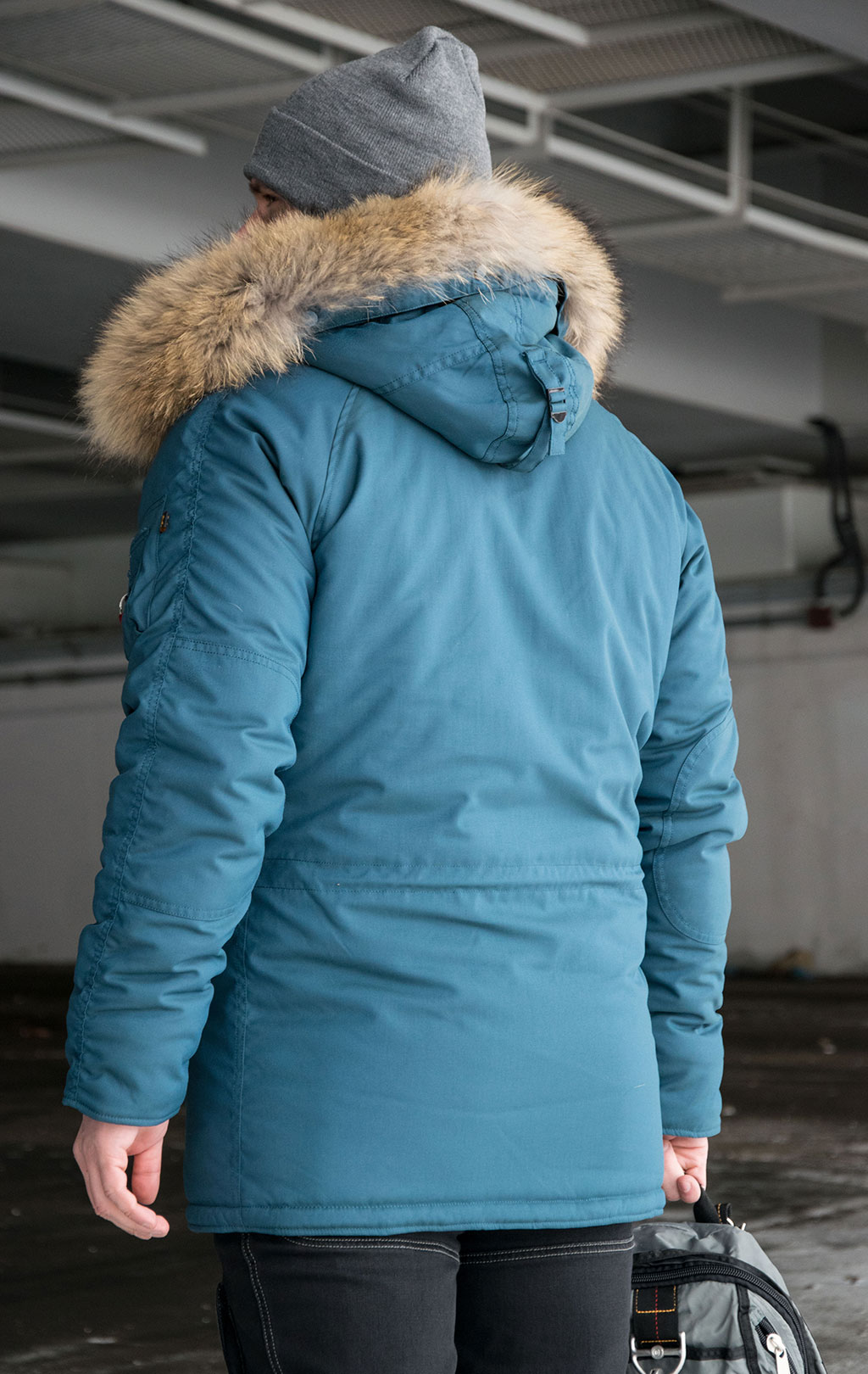 Аляска ALPHA INDUSTRIES EXPLORER натур. мех blue bold 