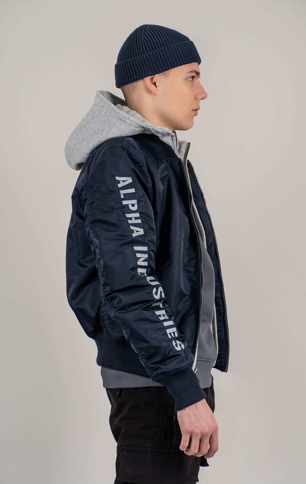 Куртка-бомбер лётная ALPHA INDUSTRIES MA-1 D-Tec SE ultra navy 