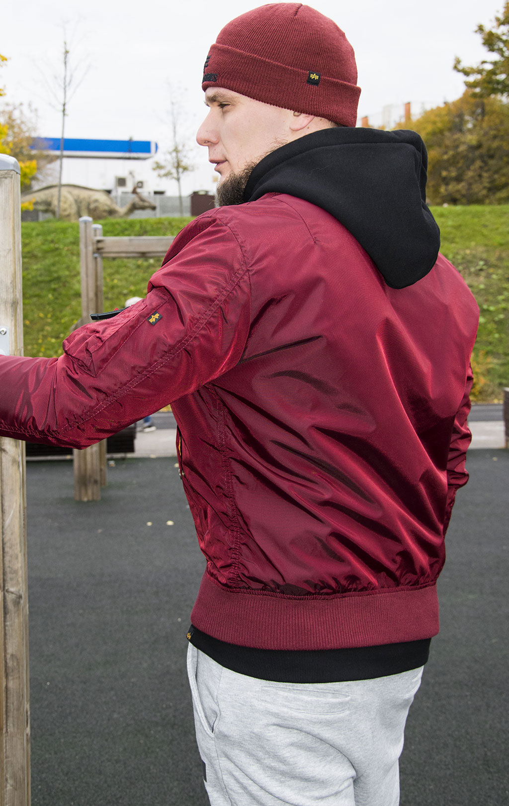 Ветровка-бомбер ALPHA INDUSTRIES MA-1 TT burgundy 