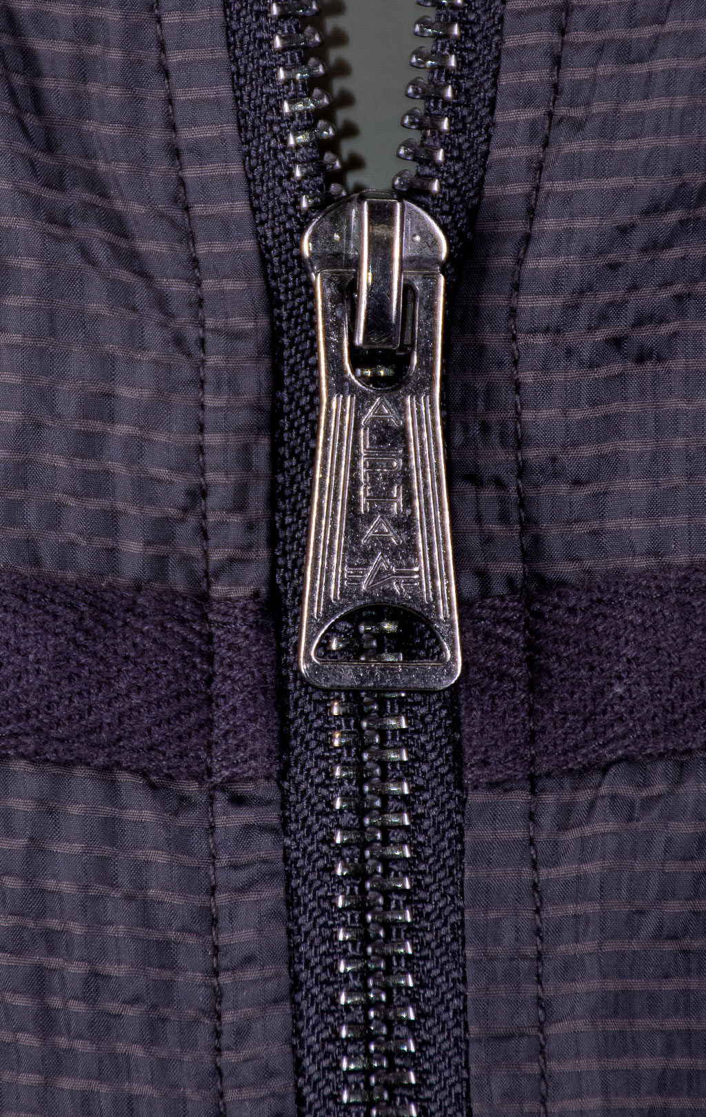 Ветровка ALPHA INDUSTRIES PARACHUTE UTILITY original fit black 