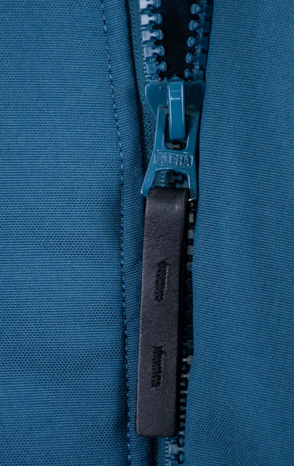 Аляска ALPHA INDUSTRIES EXPLORER натур. мех blue bold 