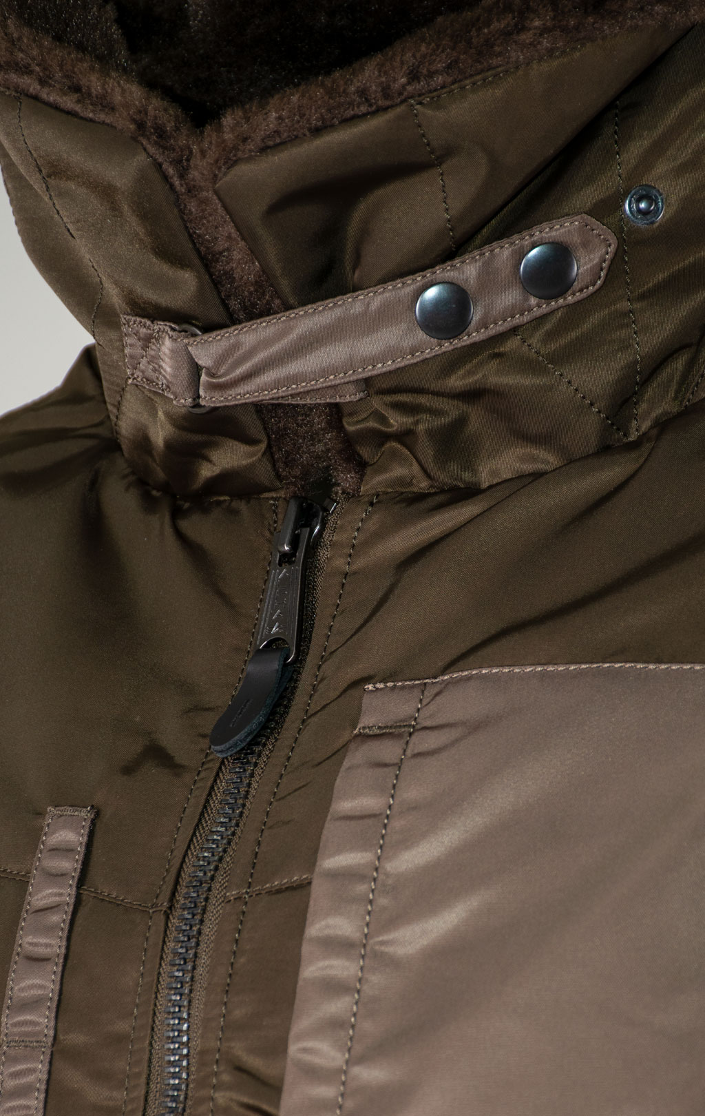 Бомбер ALPHA INDUSTRIES AVIATOR JACKET FW 25/26 espresso 