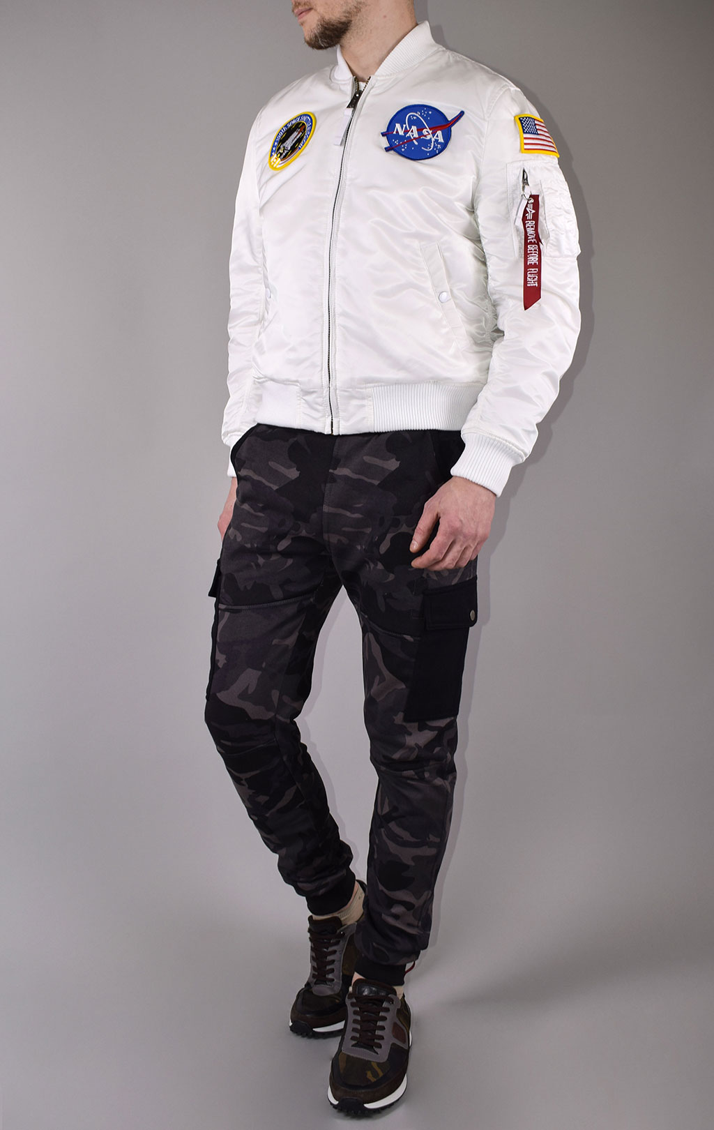 Бомбер ALPHA INDUSTRIES MA-1 VF NASA white 
