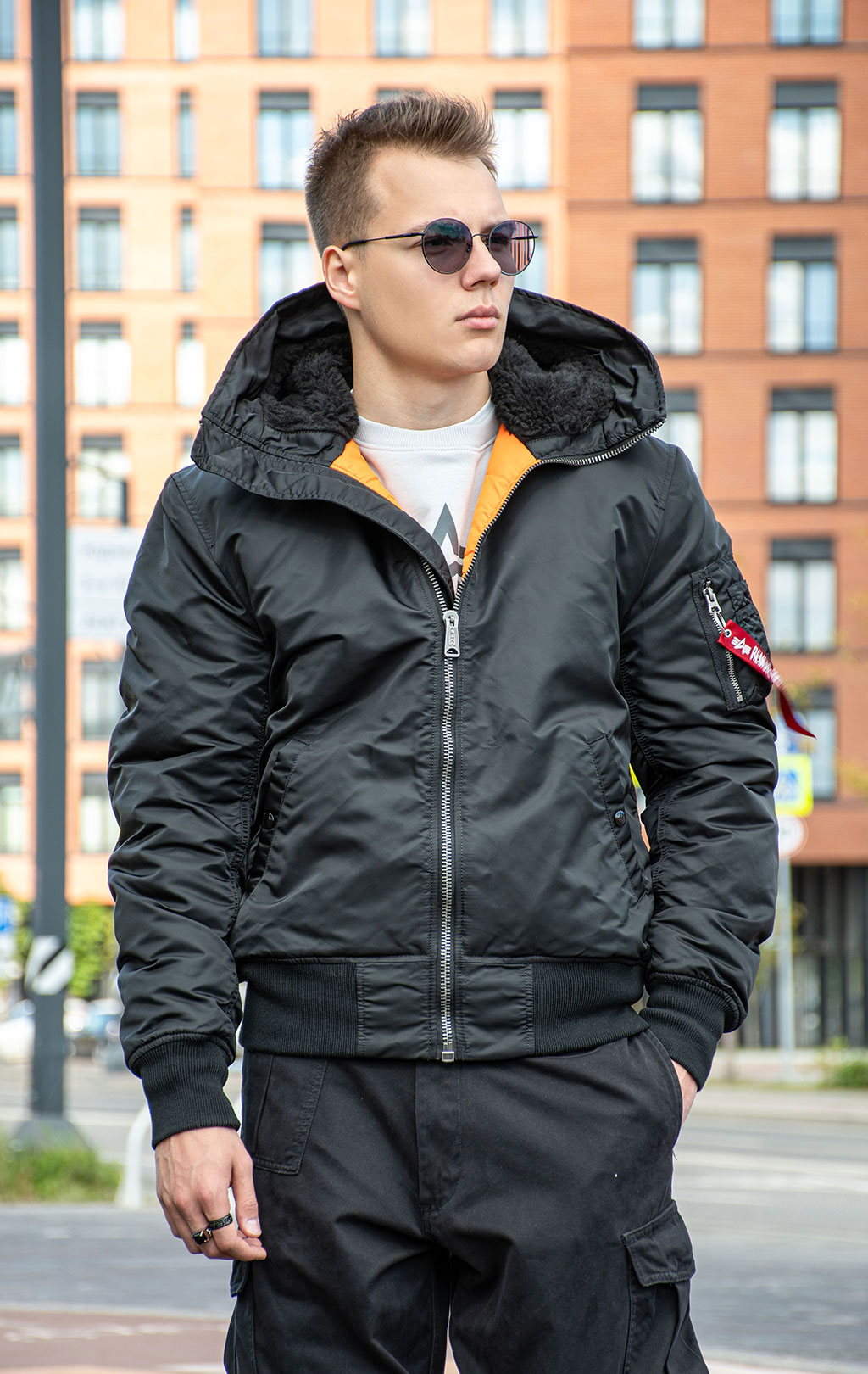Куртка ALPHA INDUSTRIES MA-1 HOODED black 