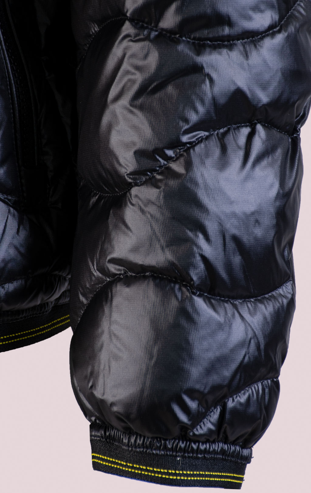 Куртка с капюшоном BLAUER WAVE FW 25/26 black (C03074) 