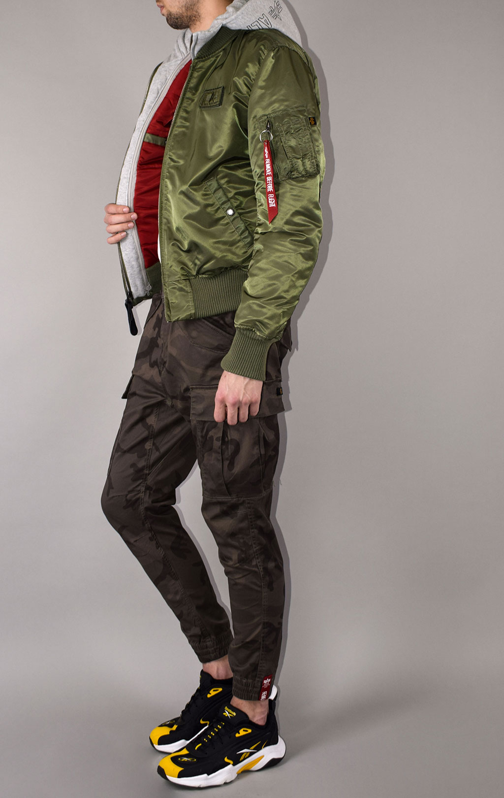 Куртка-бомбер лётная ALPHA INDUSTRIES MA-1 D-Tec sage green 