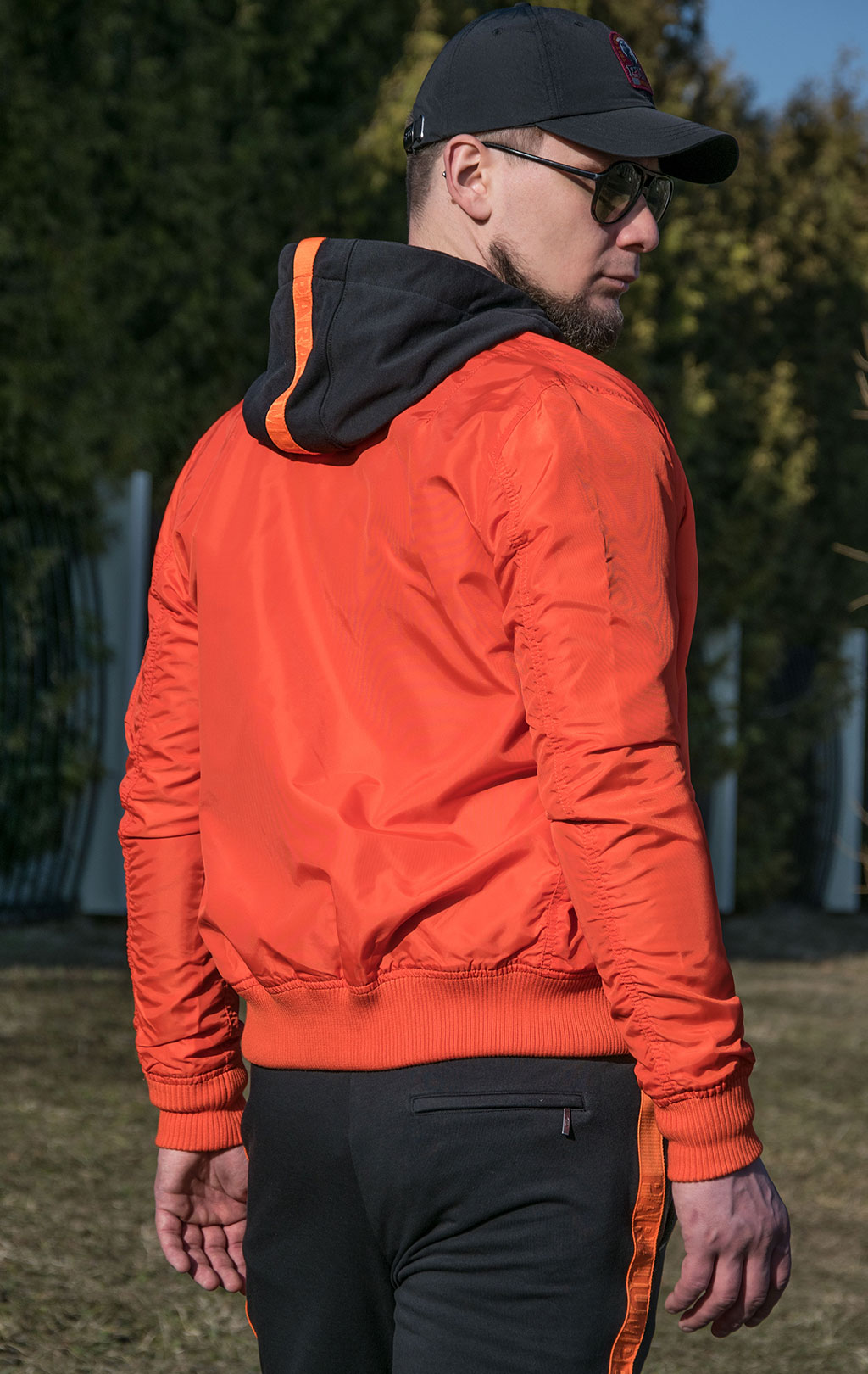 Ветровка-бомбер ALPHA INDUSTRIES MA-1 TT atomic red 