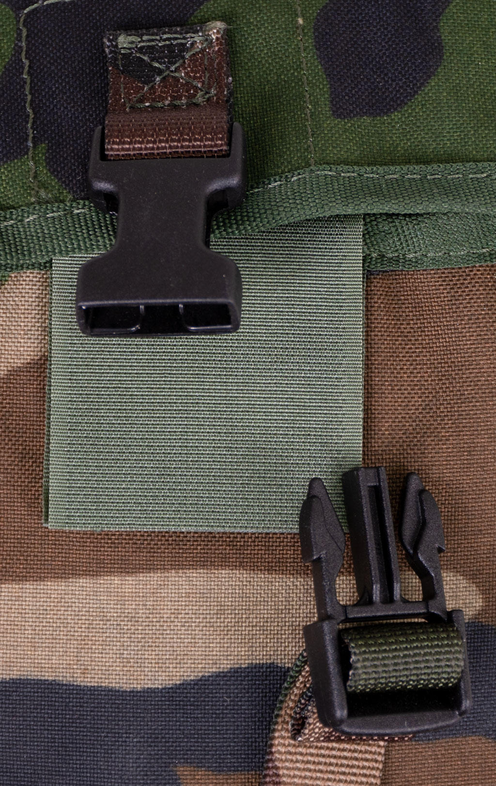 Подсумок ALGEMEEN(BASIC) MIDDEL MOLLE camo woodland Голландия