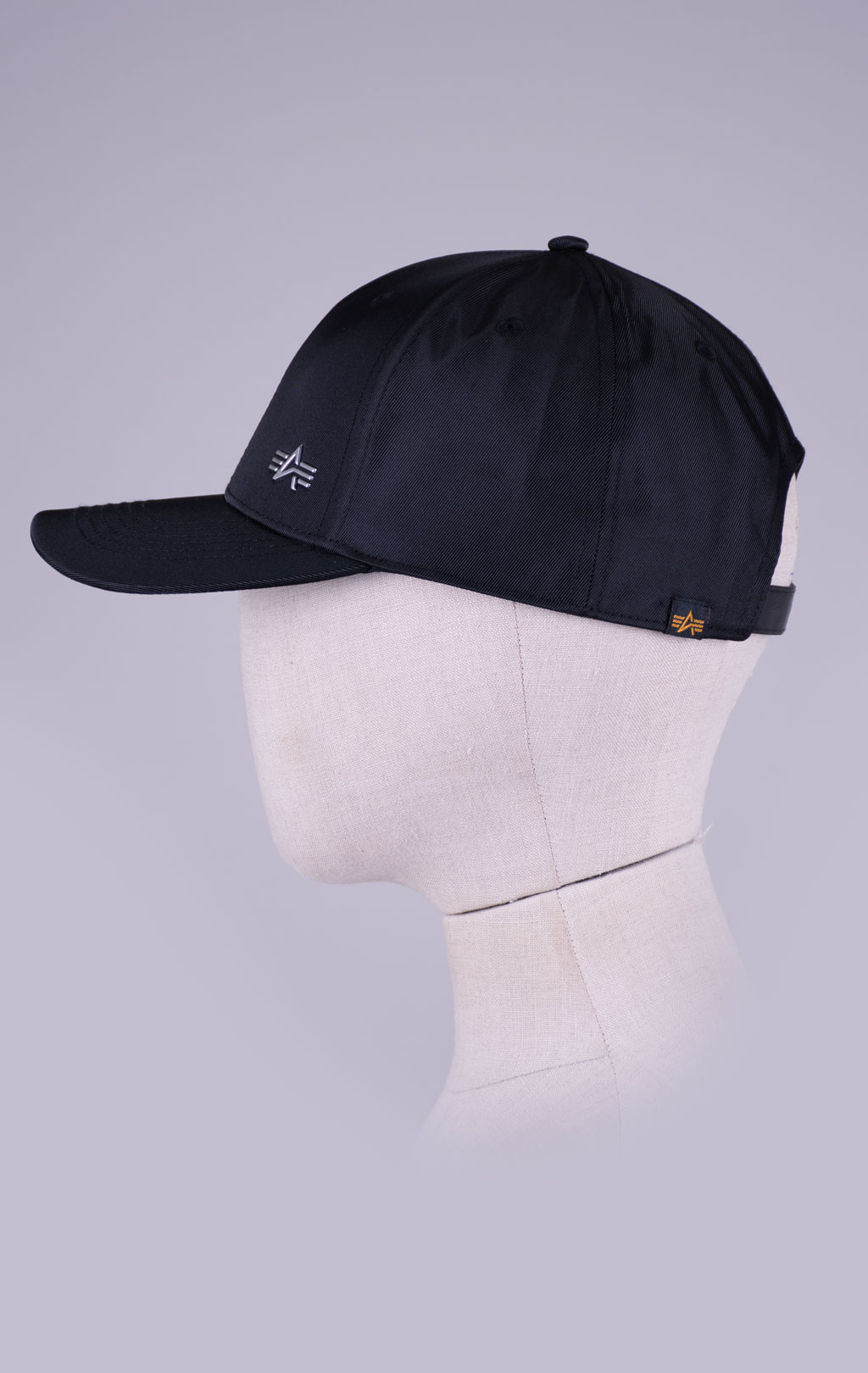 Бейсболка ALPHA INDUSTRIES METAL LABEL CAP black/metalsilver 