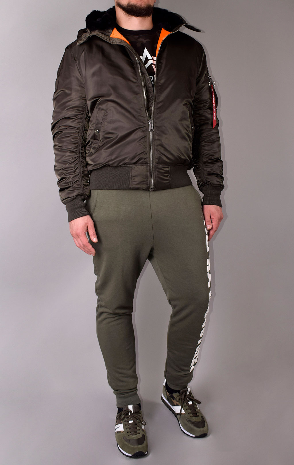 Куртка ALPHA INDUSTRIES MA-1 HOODED black olive 
