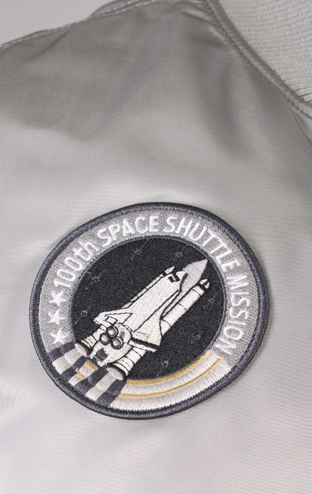 Бомбер ALPHA INDUSTRIES MA-1 VF NASA silver 