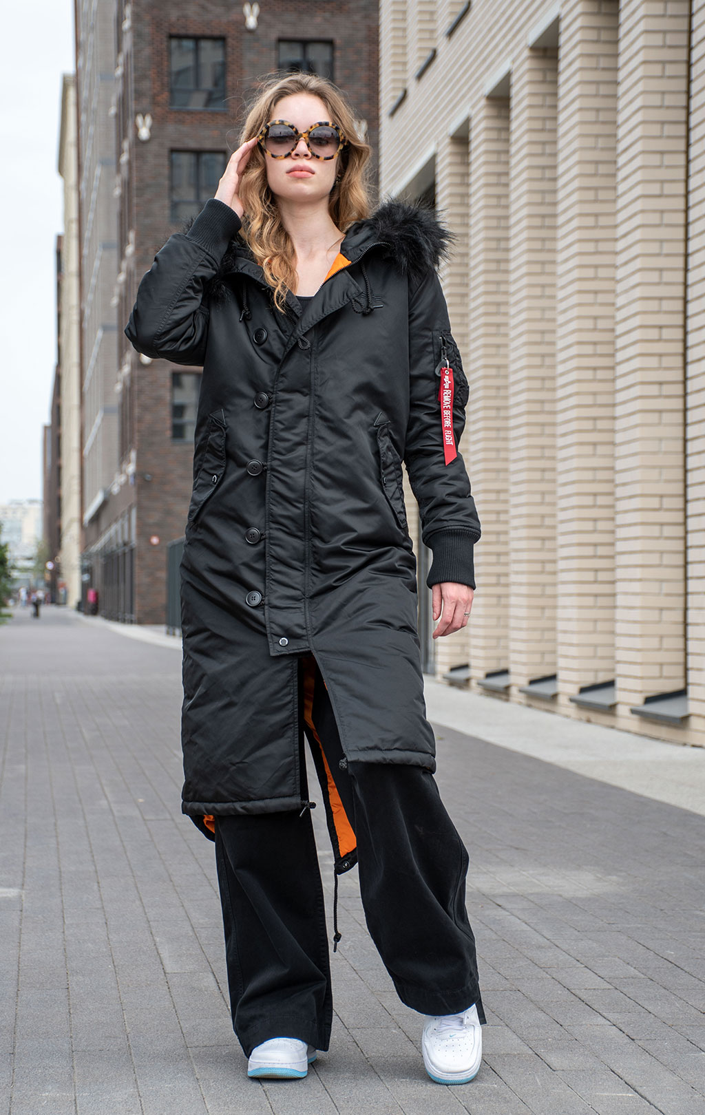 Женская куртка-парка ALPHA INDUSTRIES LONG FISHTAIL black 