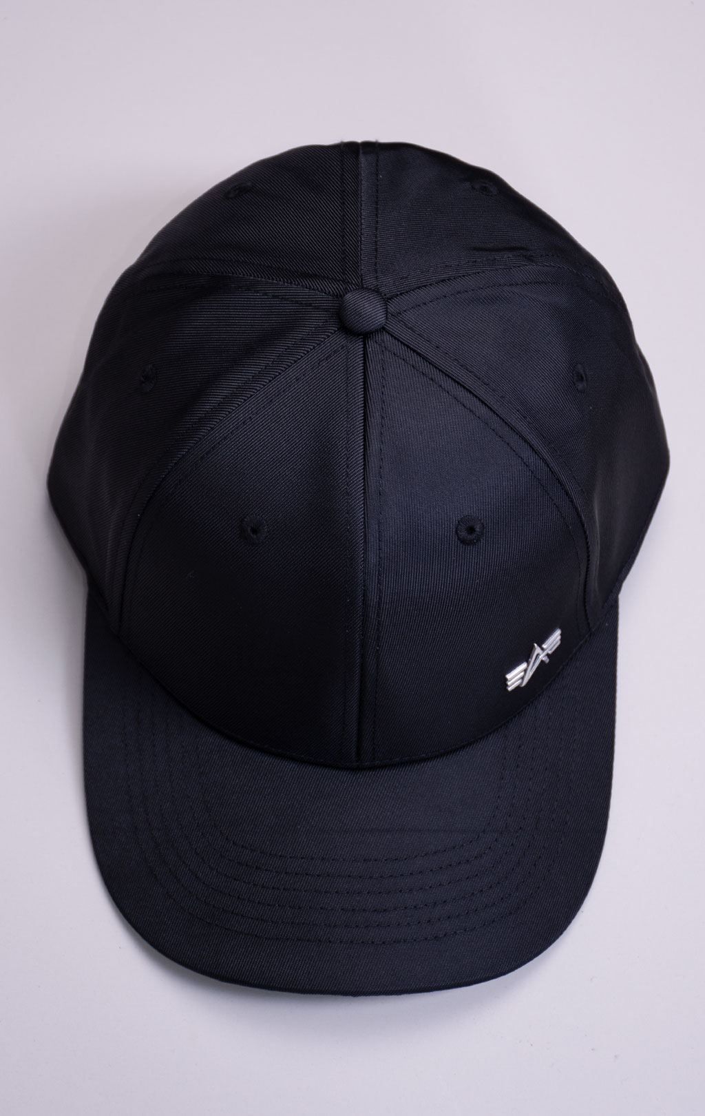 Бейсболка ALPHA INDUSTRIES METAL LABEL CAP black/metalsilver 