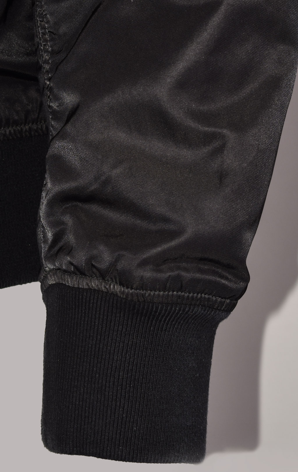 Ветровка-бомбер лётная ALPHA INDUSTRIES L-2B SQUADRON BATTLEWASH SS 22 m black 