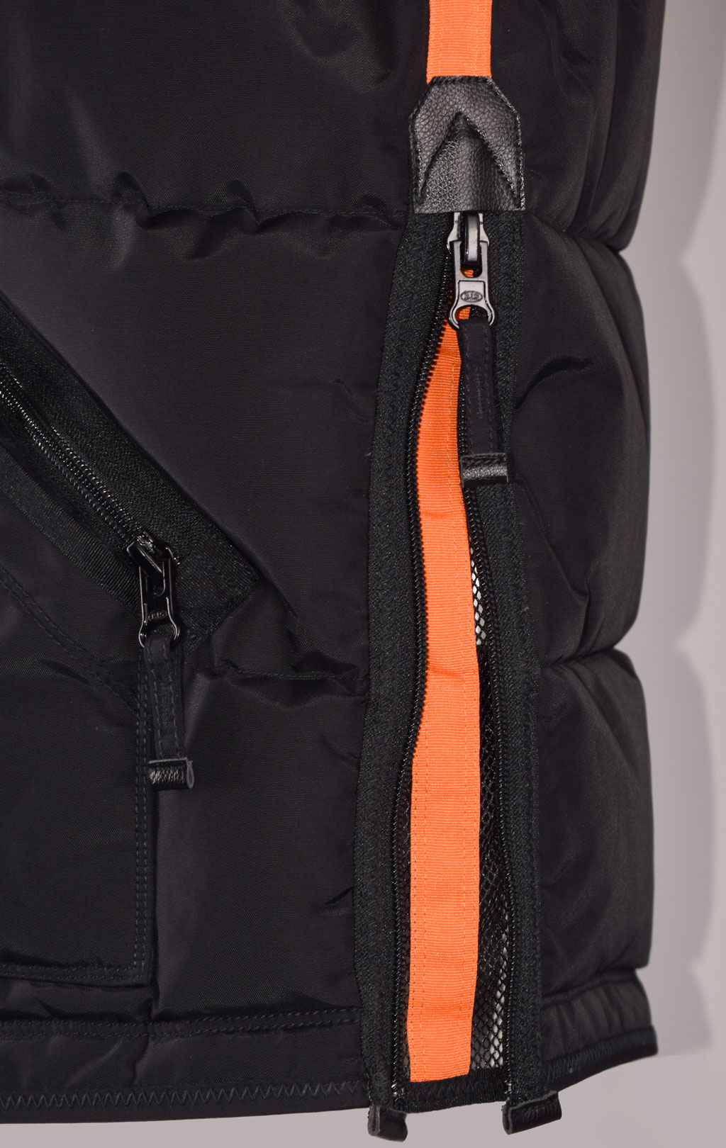 Жилет пуховой PARAJUMPERS KOBUK FW 25/26 black 