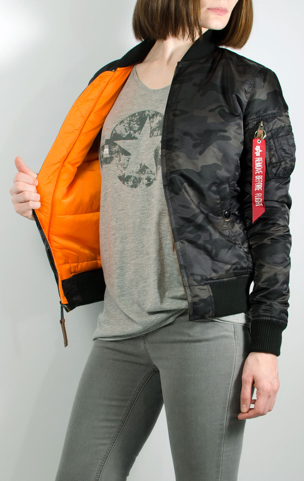 Женский бомбер ALPHA INDUSTRIES MA-1 VF 59 black camo 