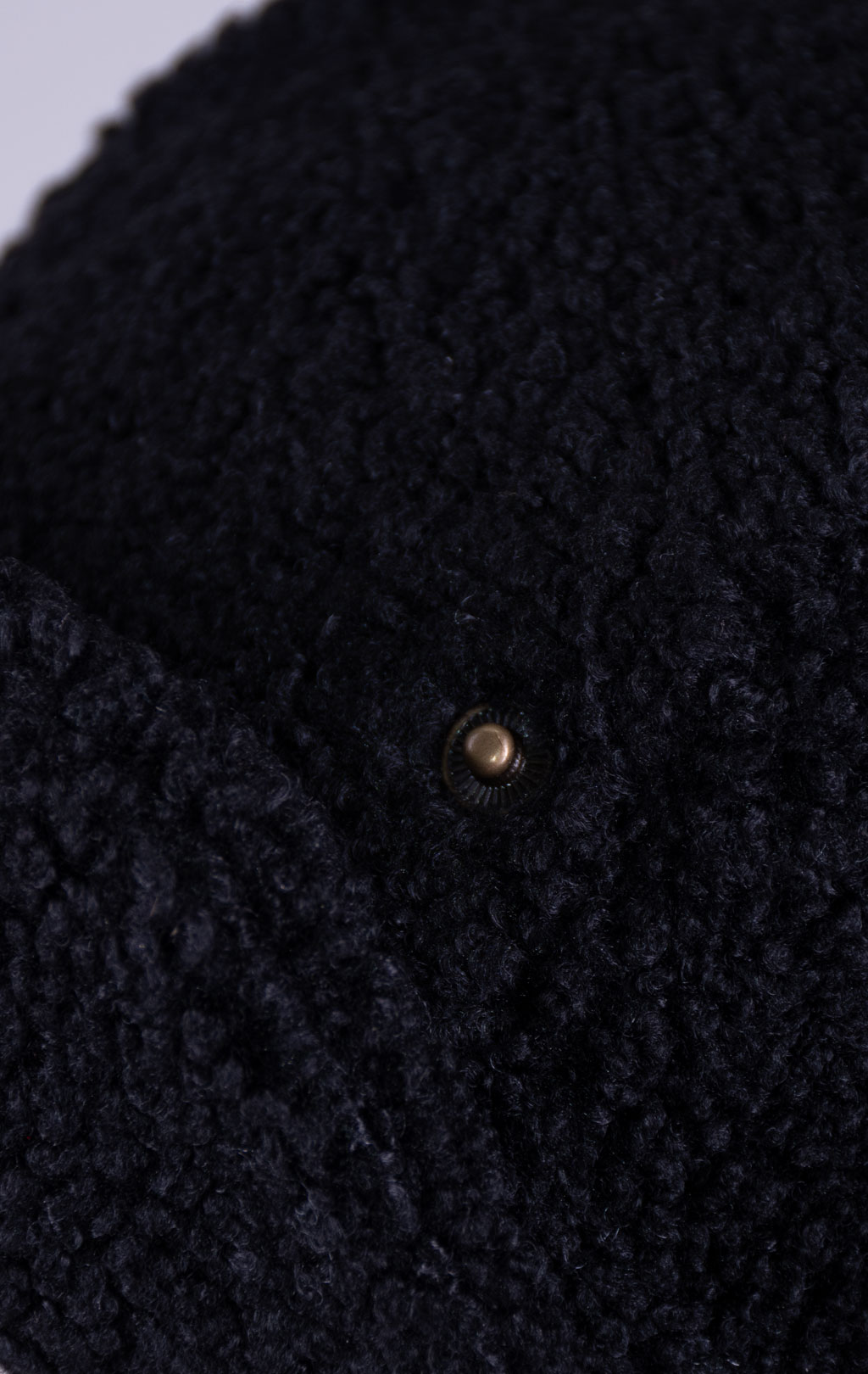 Шапка с ушами ALPHA INDUSTRIES ALPHA TEDDY HAT FW 26/27 black 