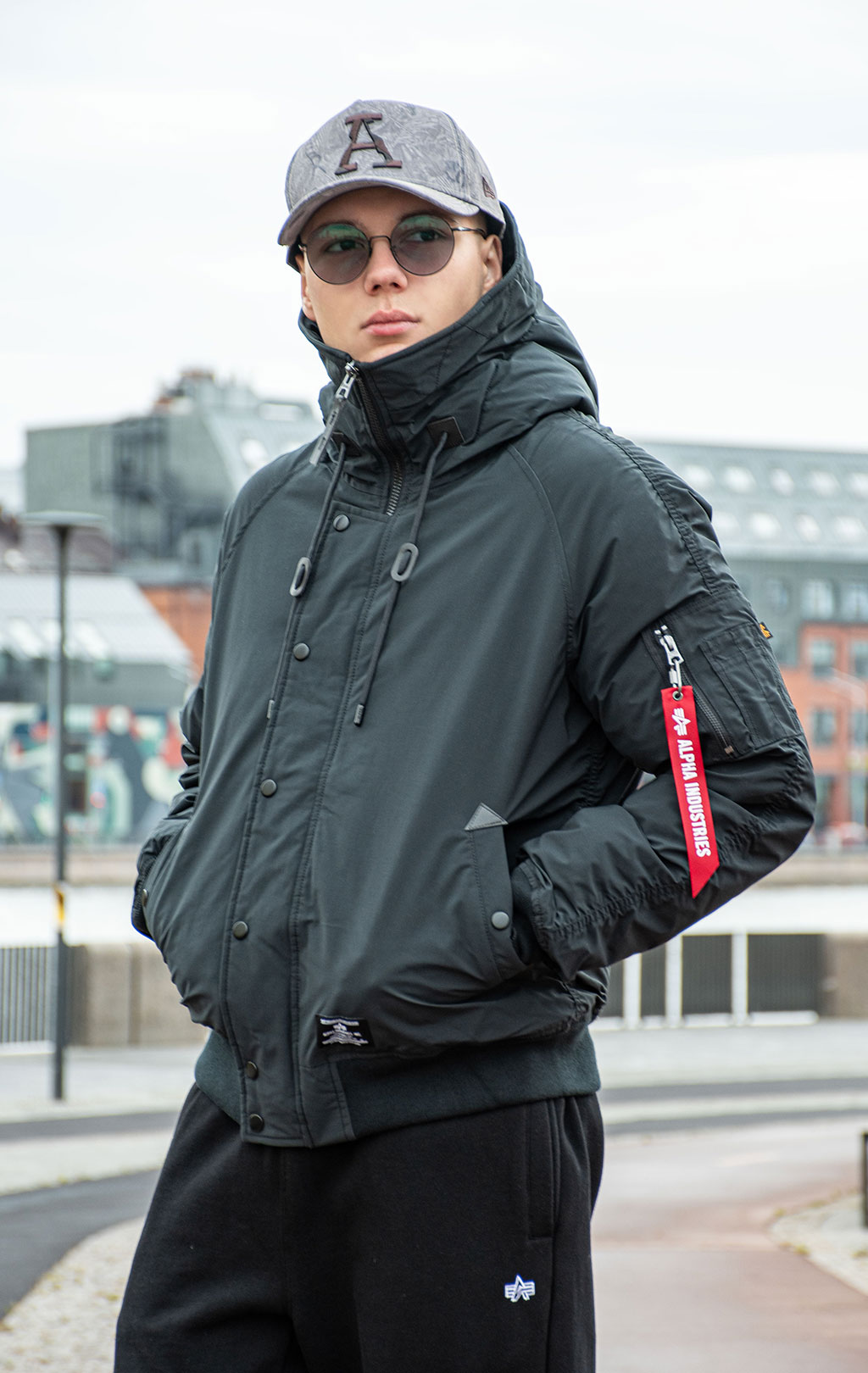Аляска ALPHA INDUSTRIES N-2B ALTITUDE FW 25/26 black 
