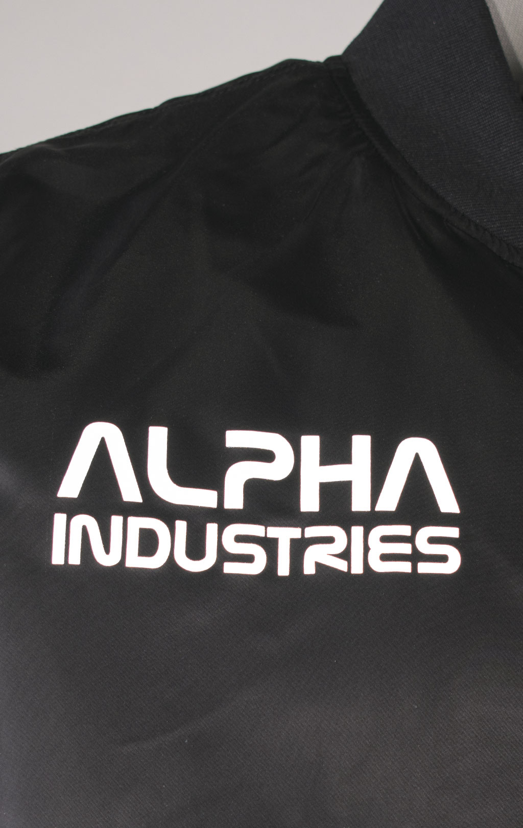 Ветровка-бомбер ALPHA INDUSTRIES MA-1 MOON LANDING REVERSIBLE black 