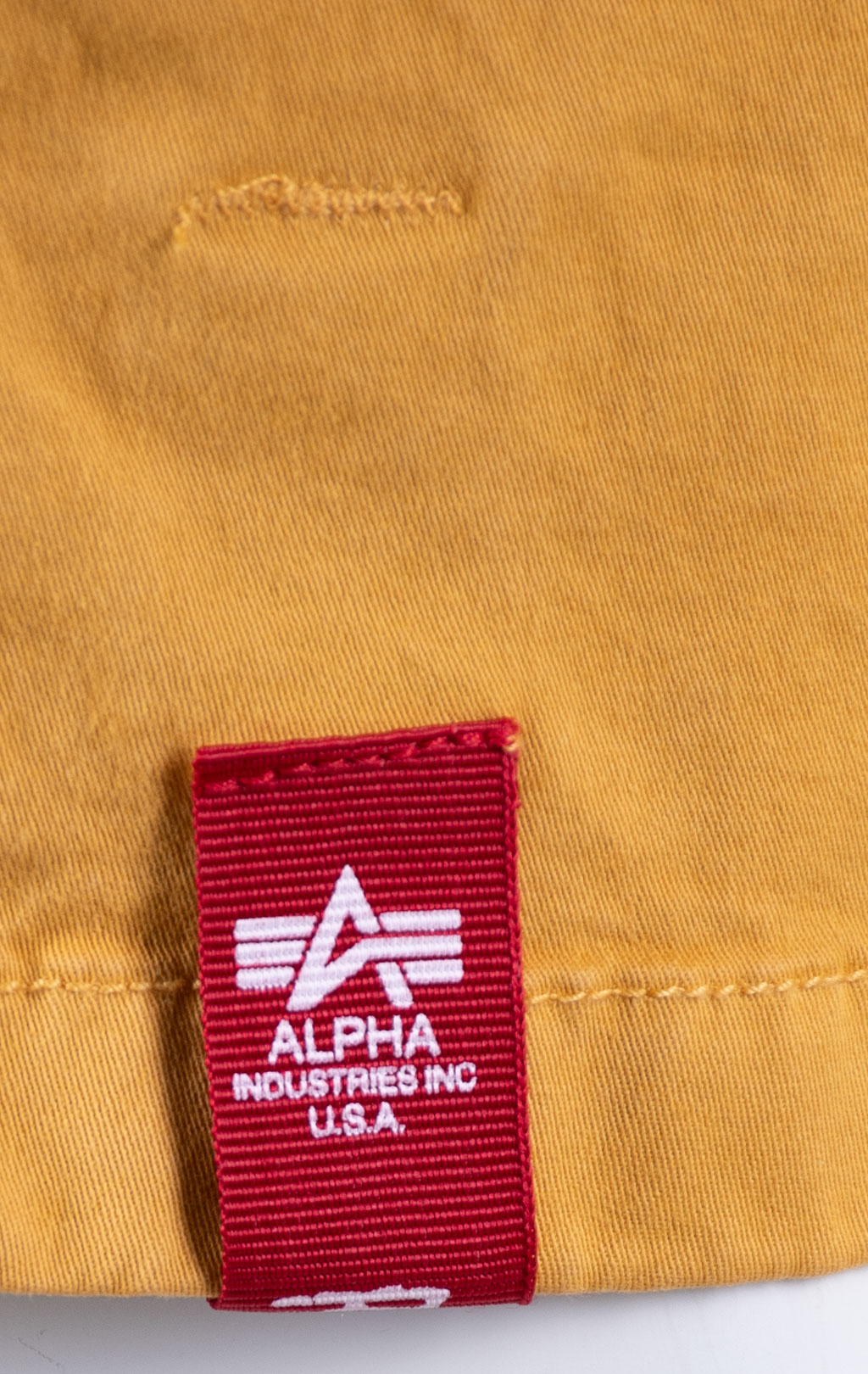 Шорты карго ALPHA INDUSTRIES CREW SHORT PATCH wheat 