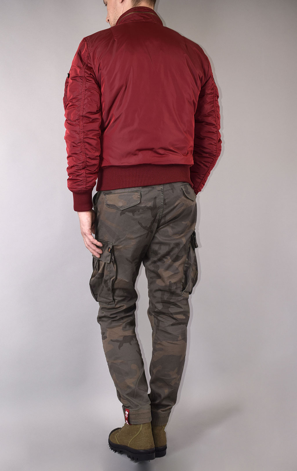 Куртка ALPHA INDUSTRIES ENGINE red commander 