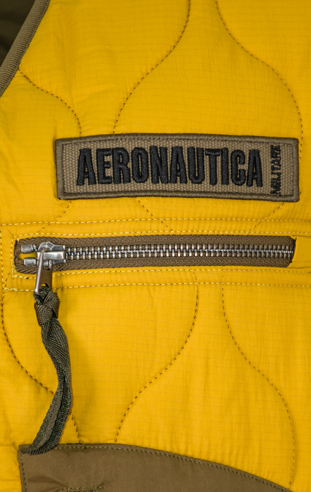 Жилет AERONAUTICA MILITARE FW 25/26/CN gold flake yellow (AB 3008) 