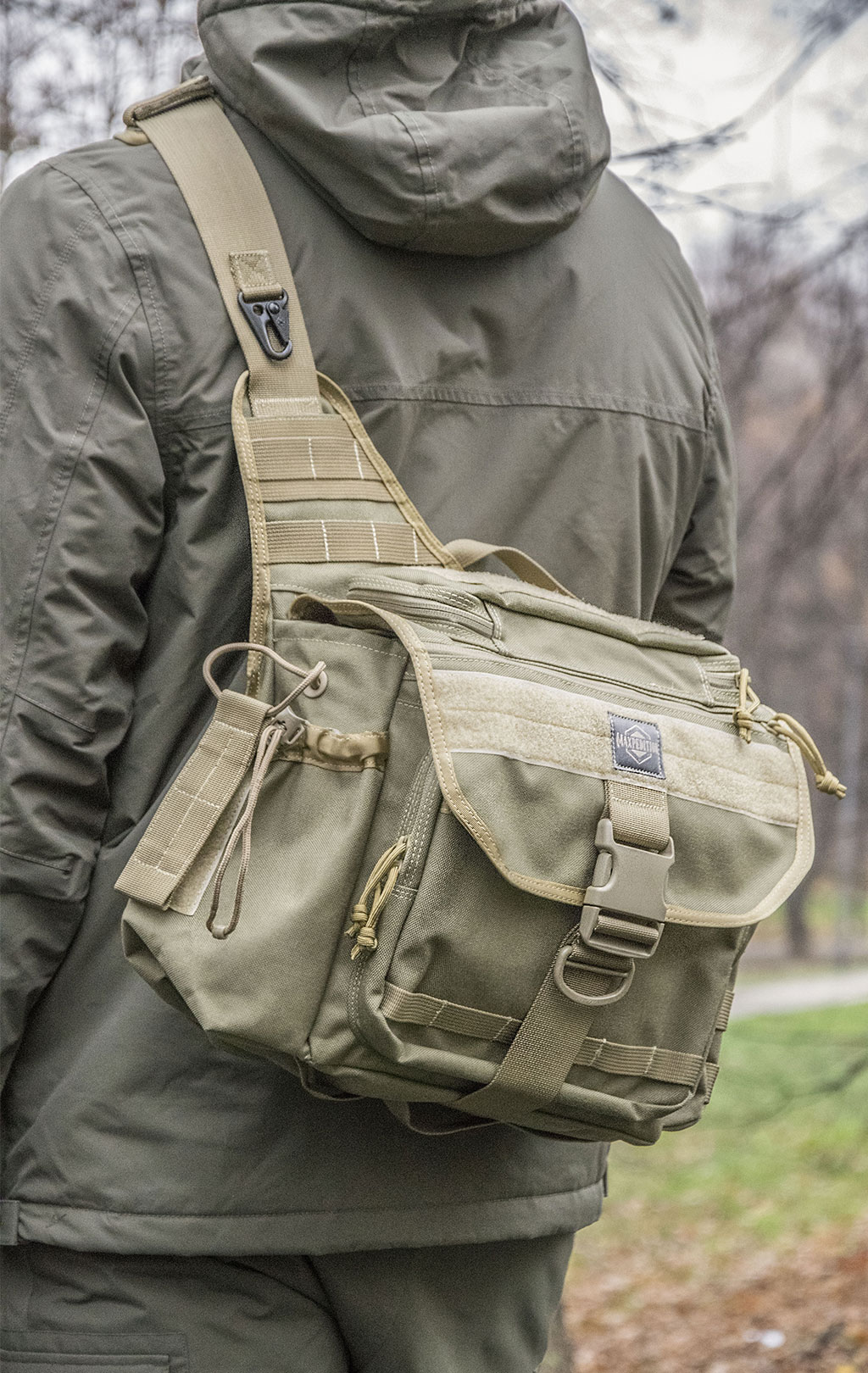 Сумка через плечо тактическая Maxpedition MONGO VERSIPACK 30x10x22 khaki 