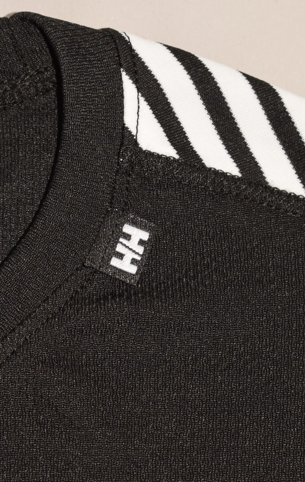 Термофутболка HELLY HANSEN HH LIFA T-SHIRT 100%полипропилен FW 23/24 black (48304) 