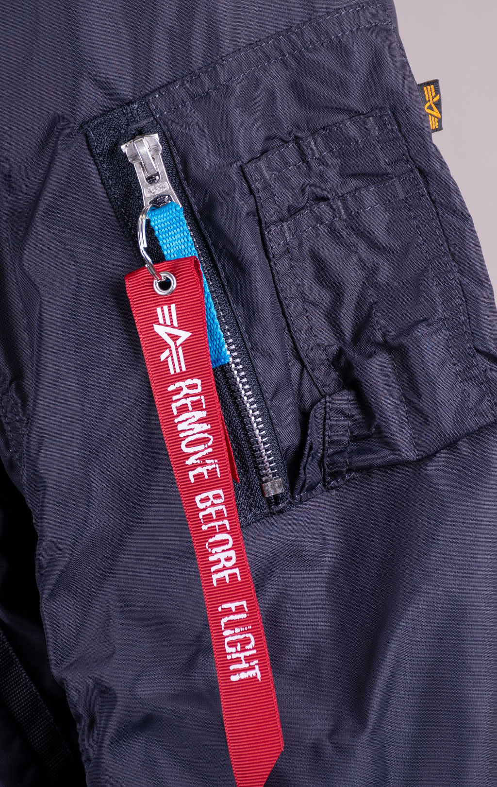 Ветровка ALPHA INDUSTRIES WING iron grey 
