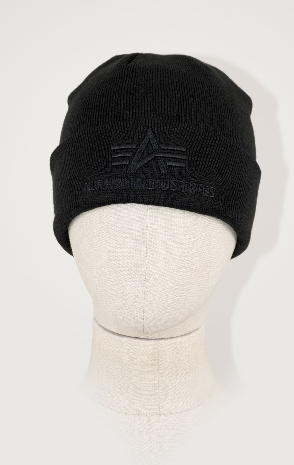 Шапка ALPHA INDUSTRIES 3D BEANIE black 