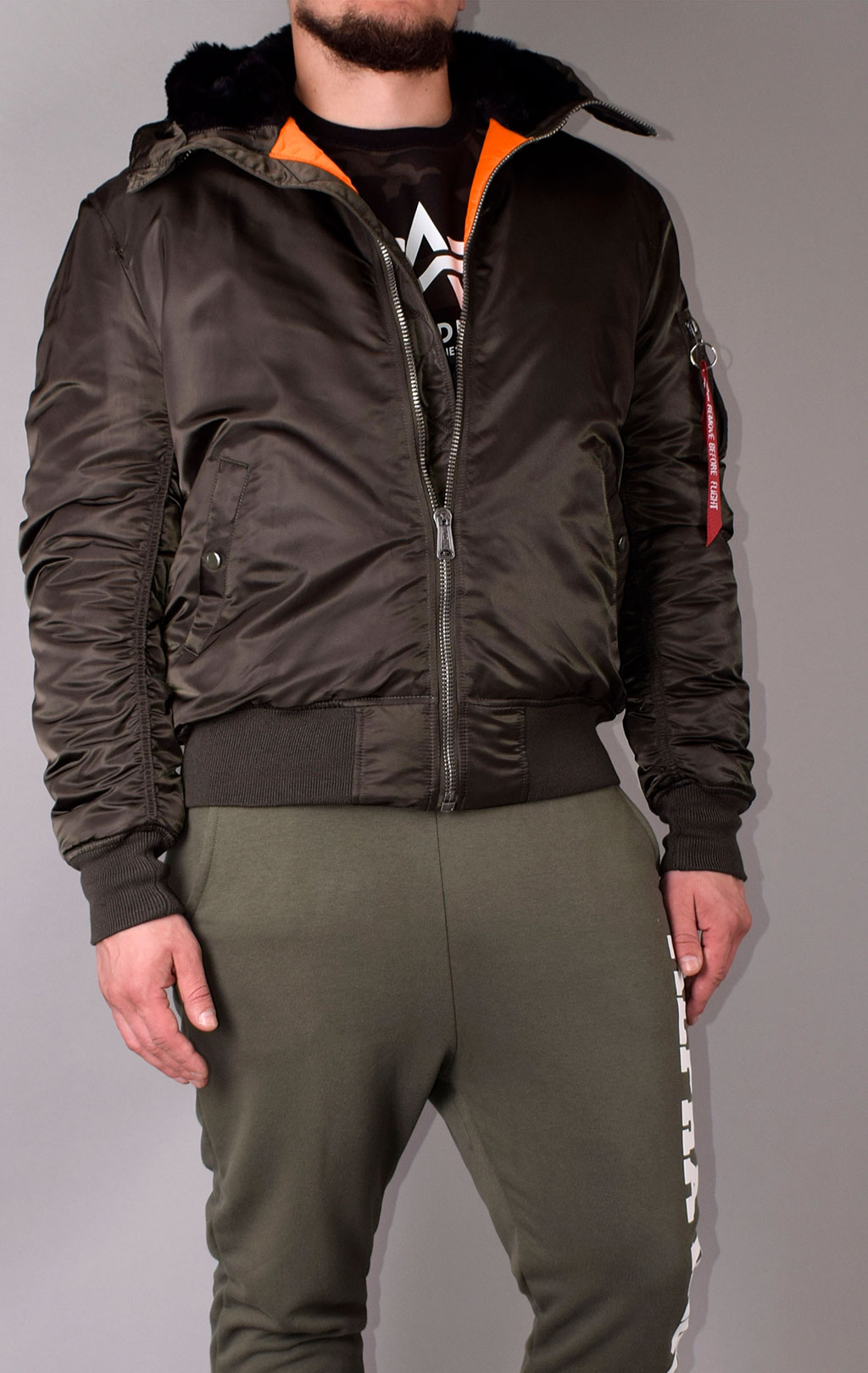 Куртка ALPHA INDUSTRIES MA-1 HOODED black olive 