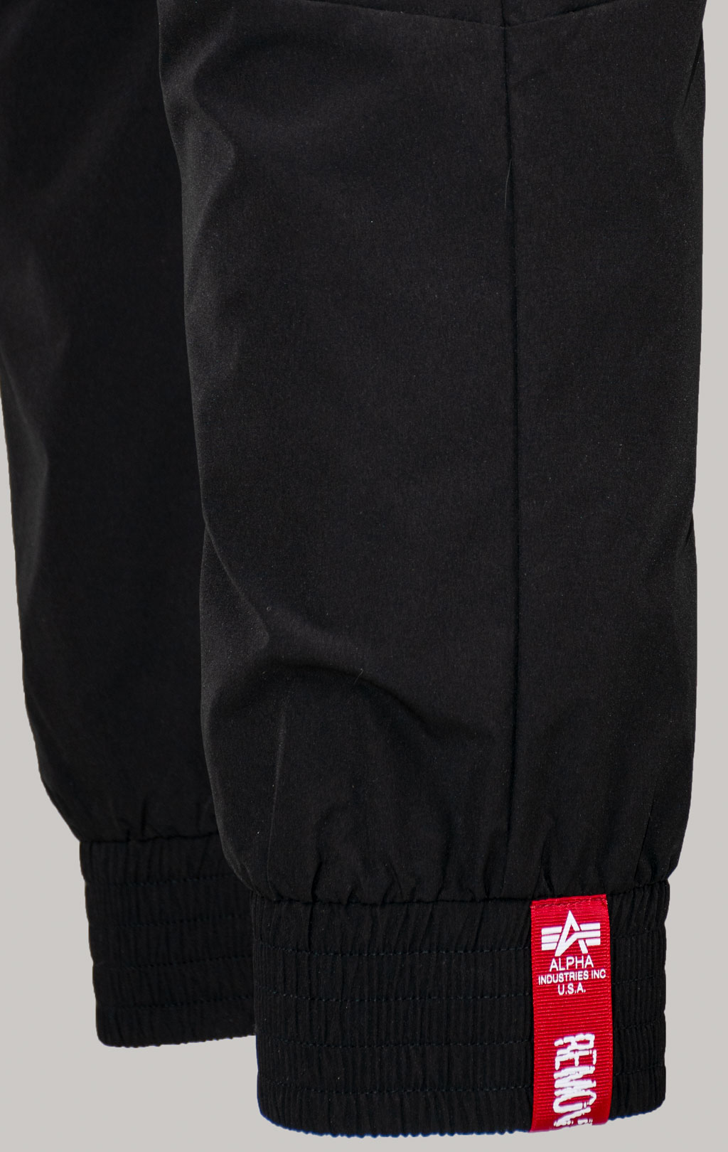 Брюки джоггеры ALPHA INDUSTRIES TACTICAL JOGGER black 