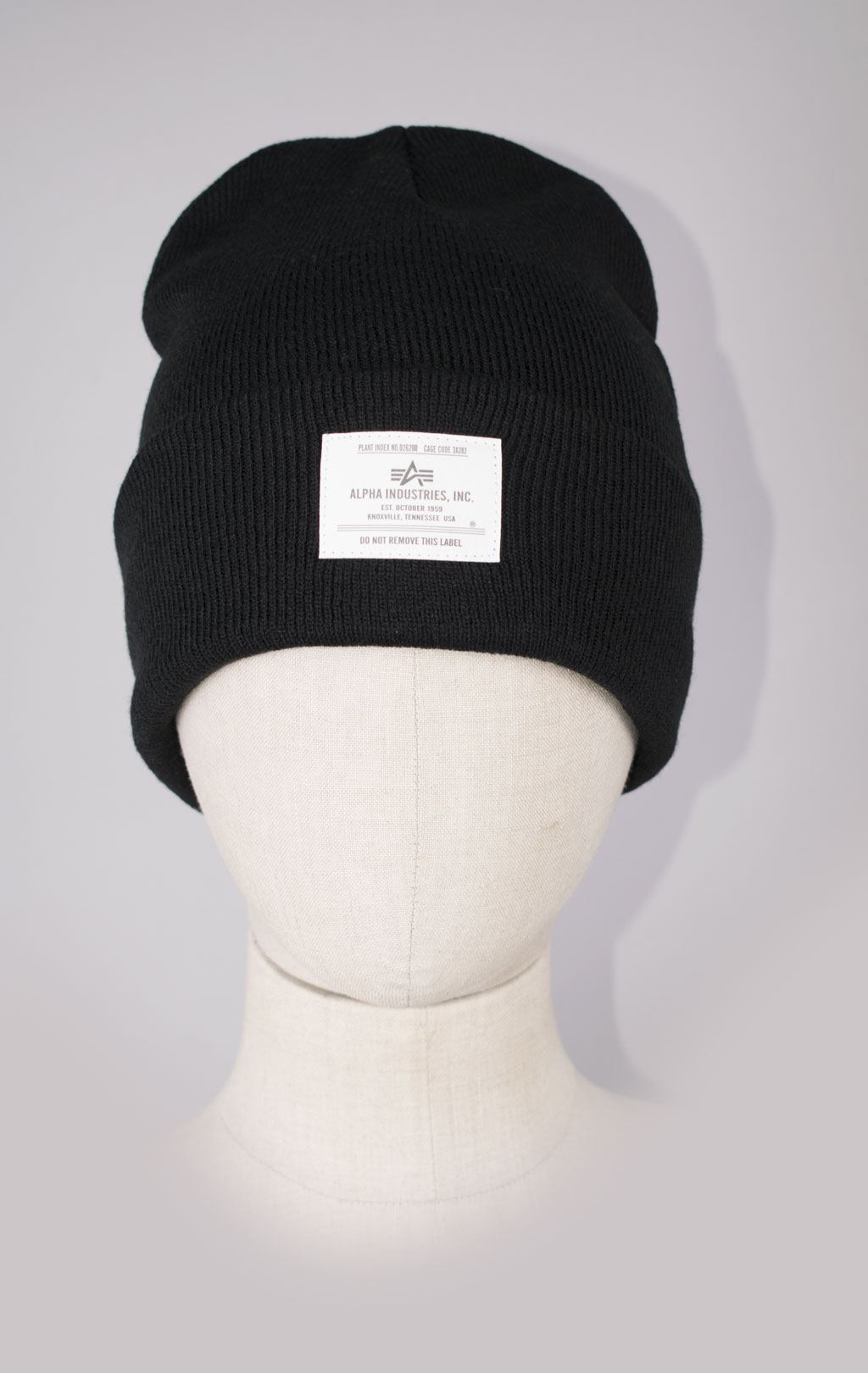 Шапка ALPHA INDUSTRIES ESSENTIAL BEANIE FW 25/26 black 