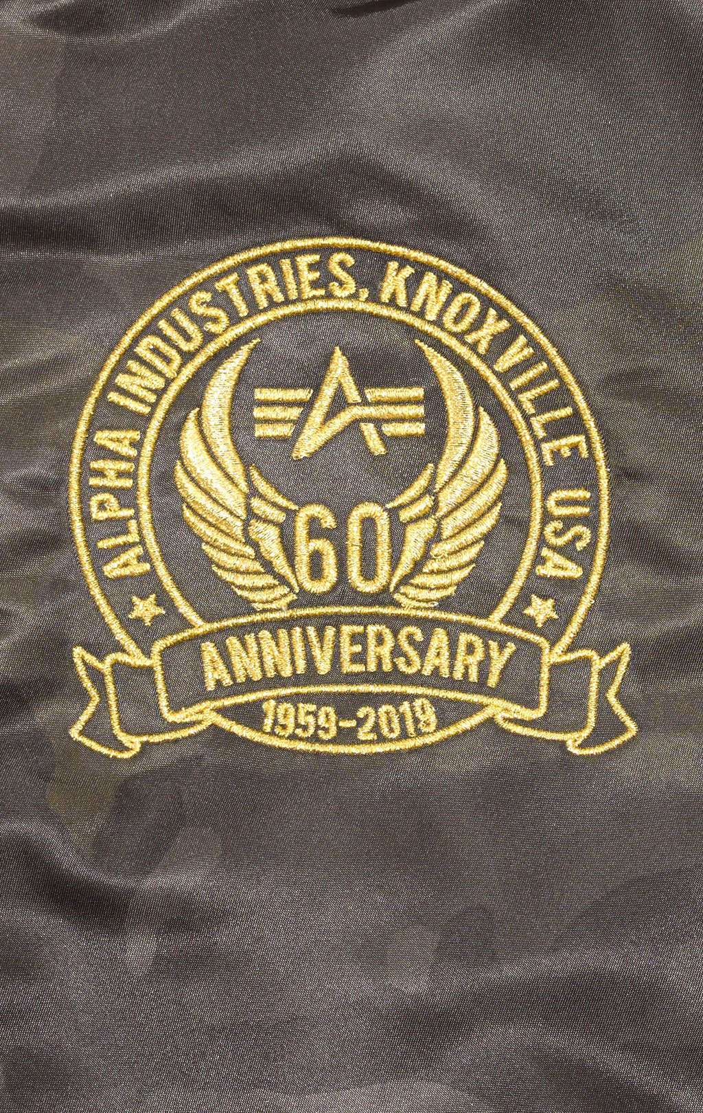 Бомбер ALPHA INDUSTRIES MA-1 60TH ANNIVERSARY dark olive camo 