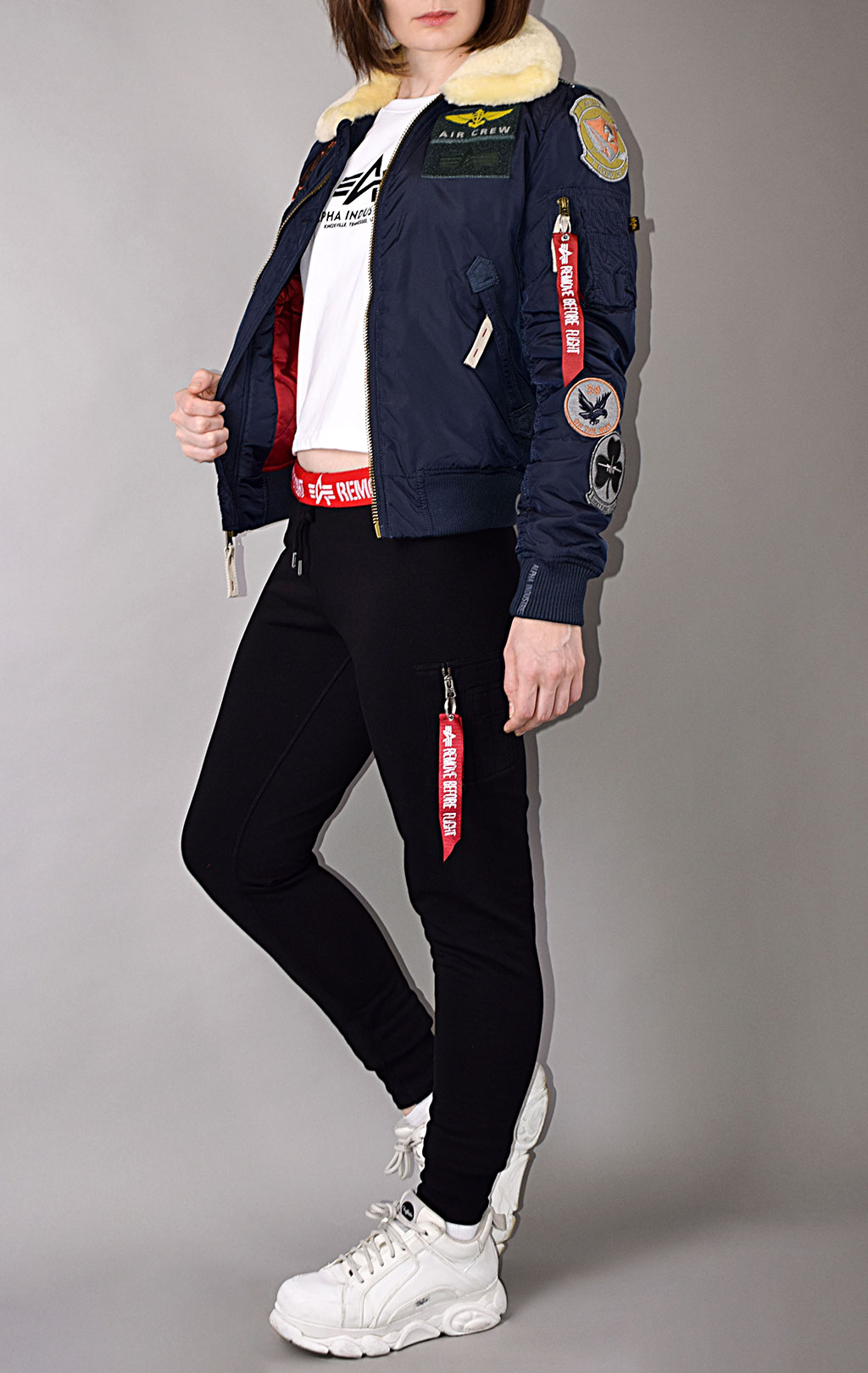Женская куртка-пилот ALPHA INDUSTRIES INJECTOR-III PATCH rep. blue 