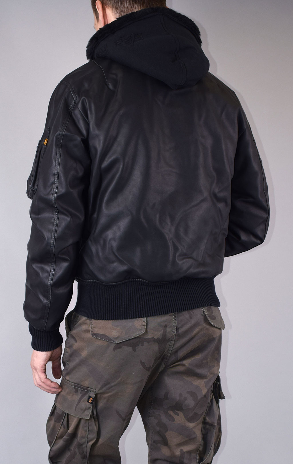 Куртка-бомбер лётная ALPHA INDUSTRIES MA-1 D-Tec FL экокожа black/black 